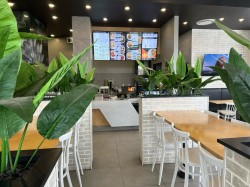 880 Rue Principale  Granby, QC J2G 2Z3