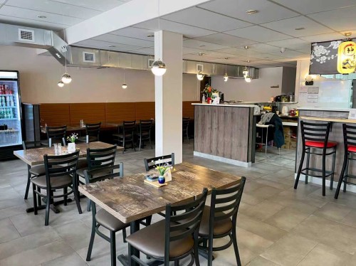 Salle à manger - 8630 Rue Sherbrooke E., Montréal (Mercier/Hochelaga-Maisonneuve), QC 