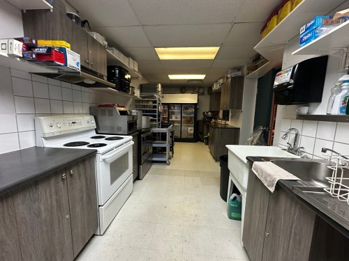 Kitchen - 101-708 Av. Painchaud, La Pocatière, QC 