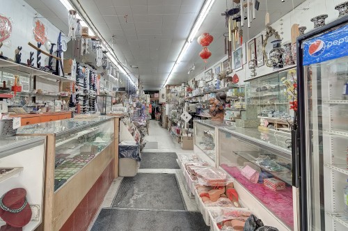 Intérieur - 1013 Boul. St-Laurent, Montréal (Ville-Marie), QC 