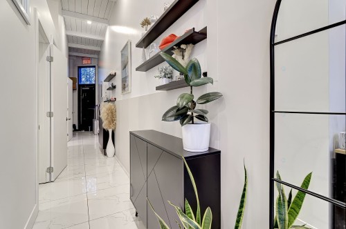 Workshop - B-4305 Ch. Des Prairies, Brossard, QC 