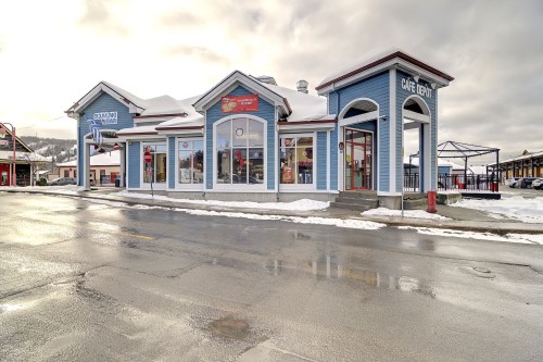 Façade - 105F Av. Guindon, Saint-Sauveur, QC 