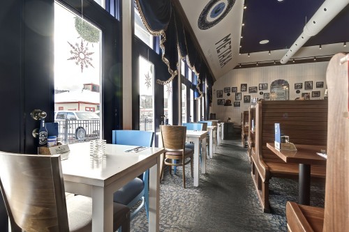 Commerce - 105F Av. Guindon, Saint-Sauveur, QC 