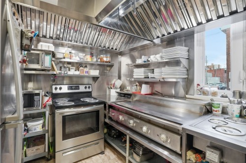 Cuisine - 579 Av. Notre-Dame, Saint-Lambert, QC 