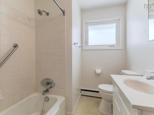 7 Fairview Drive, Truro, NS 