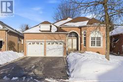 106 TORMINA BOULEVARD  Whitby (Taunton North), ON L1R 3B5