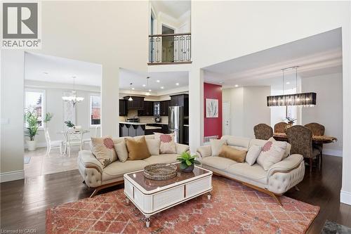 223 Annabelle Street, Hamilton, ON - Indoor Photo Showing Living Room