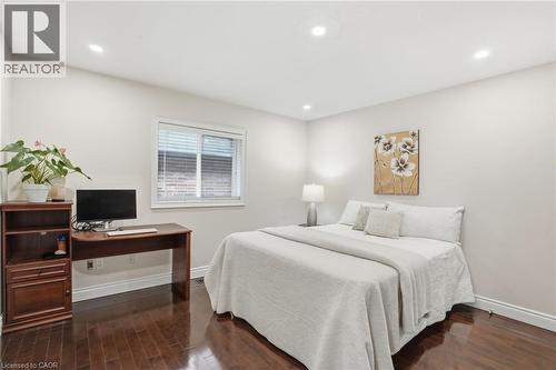 223 Annabelle Street, Hamilton, ON - Indoor Photo Showing Bedroom