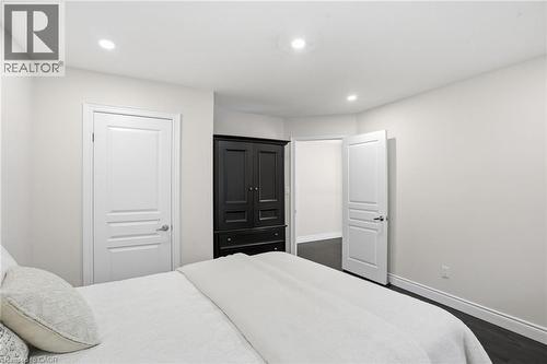 223 Annabelle Street, Hamilton, ON - Indoor Photo Showing Bedroom
