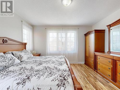 56 Planter Crescent, Vaughan, ON - Indoor Photo Showing Bedroom