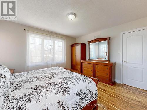 56 Planter Crescent, Vaughan, ON - Indoor Photo Showing Bedroom