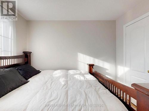 56 Planter Crescent, Vaughan, ON - Indoor Photo Showing Bedroom