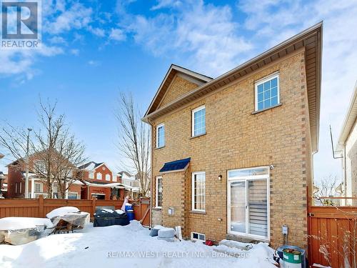 56 Planter Crescent, Vaughan, ON - Outdoor