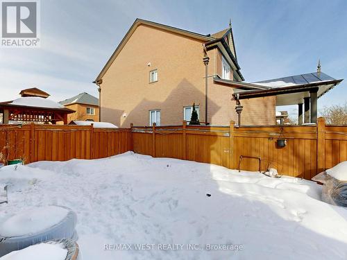 56 Planter Crescent, Vaughan, ON - Outdoor
