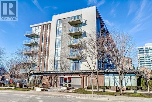 208 - 70 PORT STREET E  Mississauga, ON L5G 4V8