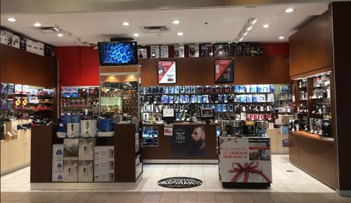 Commerce - 6801 Route Transcanadienne, Pointe-Claire, QC 