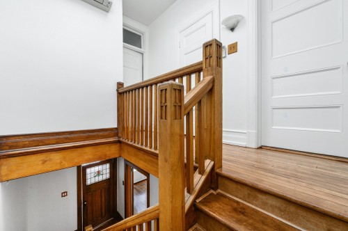 Staircase - 77 Av. Columbia, Westmount, QC - Indoor Photo Showing Other Room