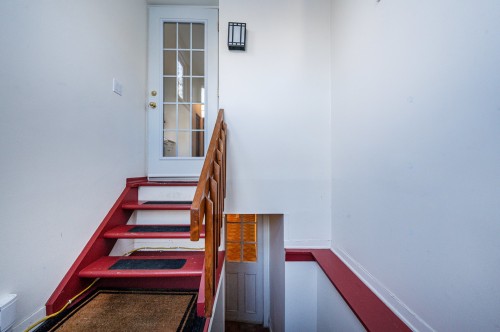 Staircase - 77 Av. Columbia, Westmount, QC - Indoor Photo Showing Other Room