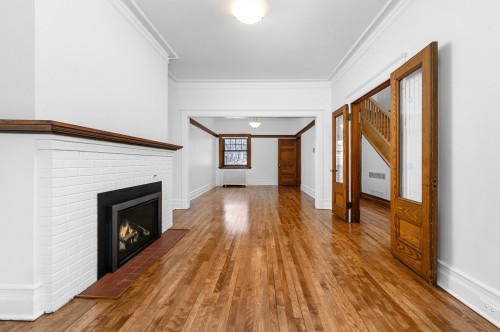 Living Room - 77 Av. Columbia, Westmount, QC - Indoor Photo Showing Other Room With Fireplace