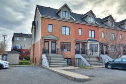 664 Rue Étienne-Lavoie  Laval (Sainte-Dorothée), QC H7X 0A7