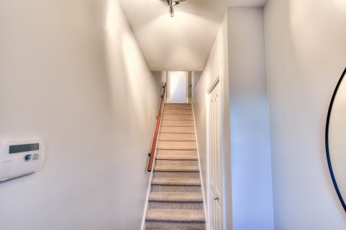 Staircase - 664 Rue Étienne-Lavoie, Laval (Sainte-Dorothée), QC - Indoor Photo Showing Other Room
