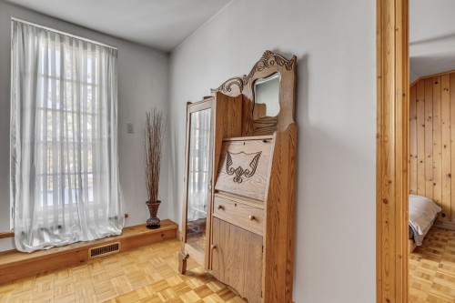 Boudoir - 2 Rue Lévis, Lévis (Desjardins), QC - Indoor Photo Showing Other Room