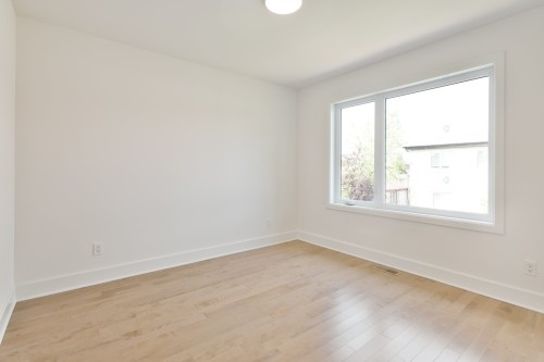Bedroom - 5725 Rue Aline, Brossard, QC - Indoor Photo Showing Other Room
