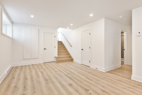 Family Room - 5725 Rue Aline, Brossard, QC - Indoor Photo Showing Other Room