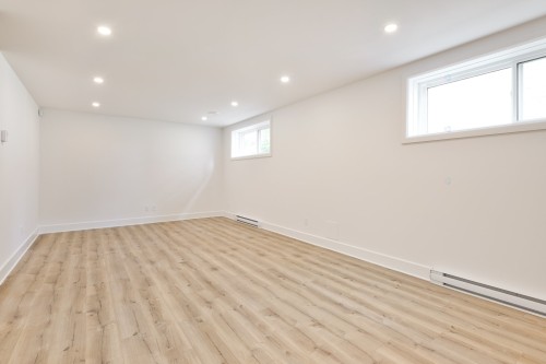 Family Room - 5725 Rue Aline, Brossard, QC - Indoor Photo Showing Other Room