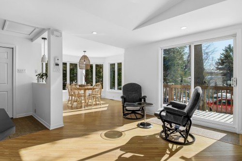 Salon - 23 Ch. Phaneuf, Orford, QC - Indoor Photo Showing Living Room
