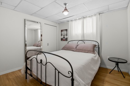 Chambre à coucher - 23 Ch. Phaneuf, Orford, QC - Indoor Photo Showing Bedroom