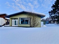 25 Rue des Pionniers  Laverlochère-Angliers, QC J0Z 1A0