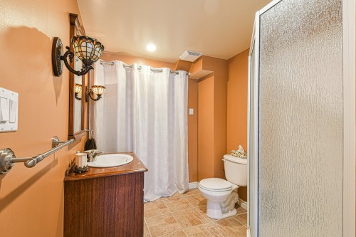 Salle de bains - 15-255 Rue Séraphin, Sainte-Adèle, QC - Indoor Photo Showing Bathroom