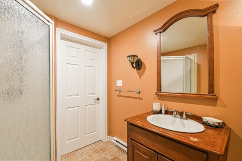 Salle de bains - 15-255 Rue Séraphin, Sainte-Adèle, QC - Indoor Photo Showing Bathroom