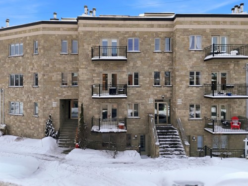 5210 Av. Jeanne-d'Arc  Montréal (Rosemont/La Petite-Patrie), QC H1X 2E7