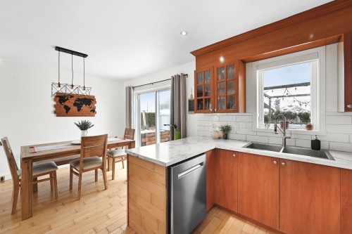 Cuisine - 298 Rue Provost, Napierville, QC - Indoor Photo Showing Other Room