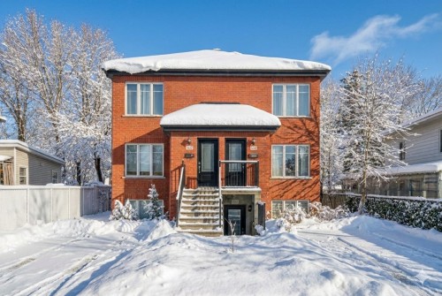 1047 Rue Cartier  Longueuil (Le Vieux-Longueuil), QC J4K 4C6