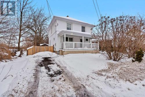 5292 BRIDGE STREET  Niagara Falls, ON L2E 2T3