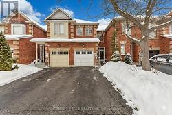 74 CAMEO DRIVE  Richmond Hill, ON L4S 2C1