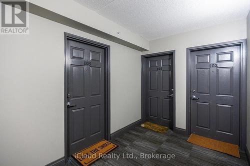 103 - 1450 Bishops Gate, Oakville, ON - Indoor Photo Showing Other Room
