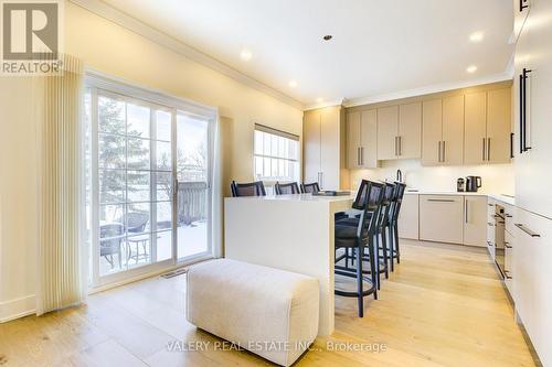 3553 Jorie Crescent, Mississauga, ON - Indoor Photo Showing Kitchen