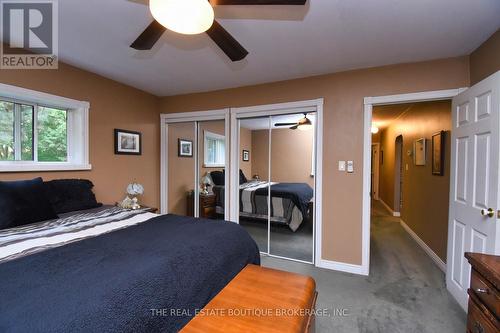 1966 Concession 2 W, Hamilton, ON - Indoor Photo Showing Bedroom