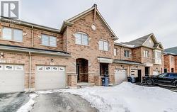 30 DAVENFIELD CIRCLE  Brampton, ON L6P 4M2