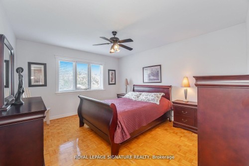 4097 Hickory Drive, Mississauga, ON - Indoor Photo Showing Bedroom