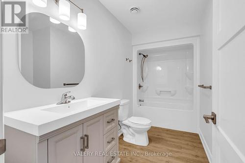 11B - 600 Second Street E, Cornwall, ON - Indoor Photo Showing Bathroom