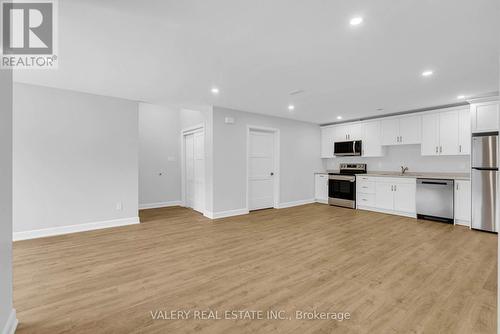 15C - 600 Second Street E, Cornwall, ON - Indoor Photo Showing Kitchen With Stainless Steel Kitchen