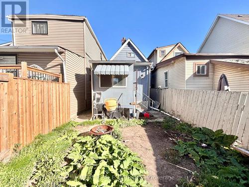 25 Niagara Street, Hamilton, ON - Outdoor