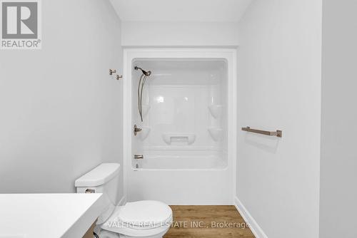 6A - 600 Second Street E, Cornwall, ON - Indoor Photo Showing Bathroom