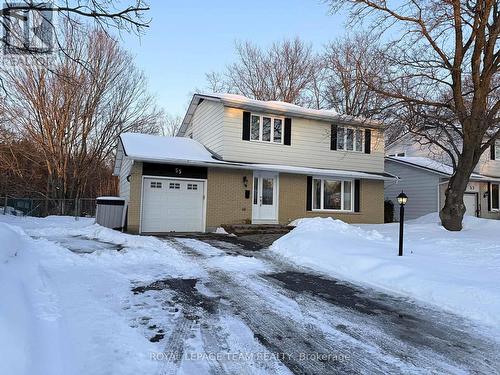 55 COLDSTREAM DRIVE  Ottawa, ON K0A 3P0