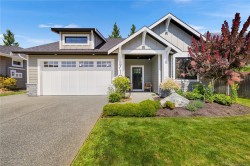 710 Salal St  Campbell River, BC V9H 0E6